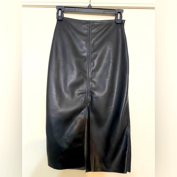 Vegan Leather Pencil Skirt Knee Length Black - Picture 1 of 7
